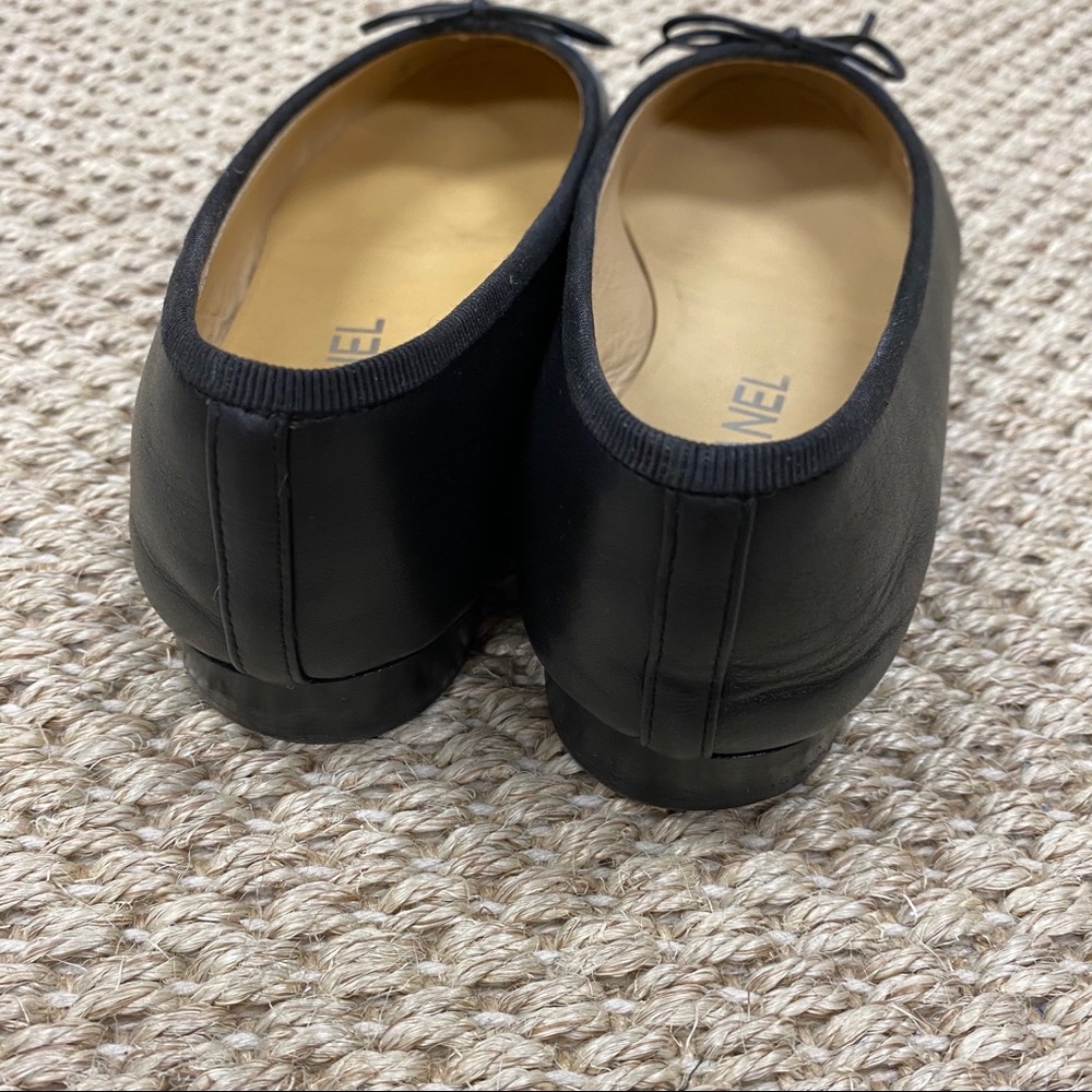 SOLD Authentic Chanel black and silver ballet flats - Picture 9 of 12